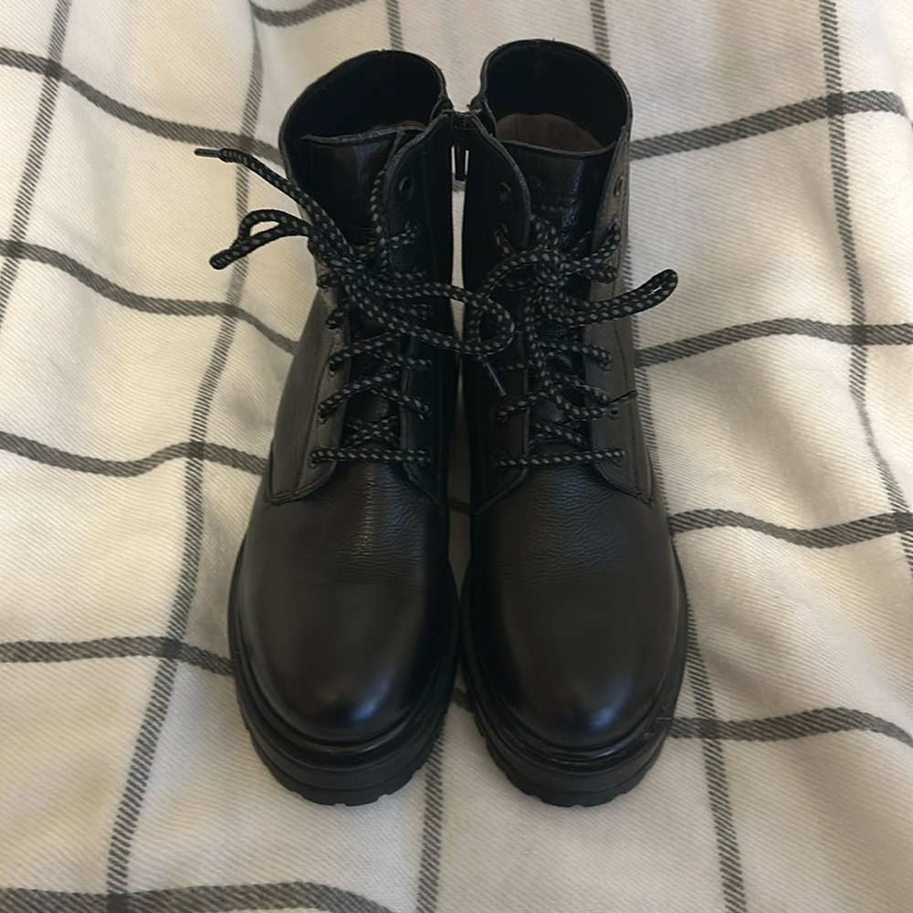Women’s Skechers Leather Combat Boots, size 7.5
